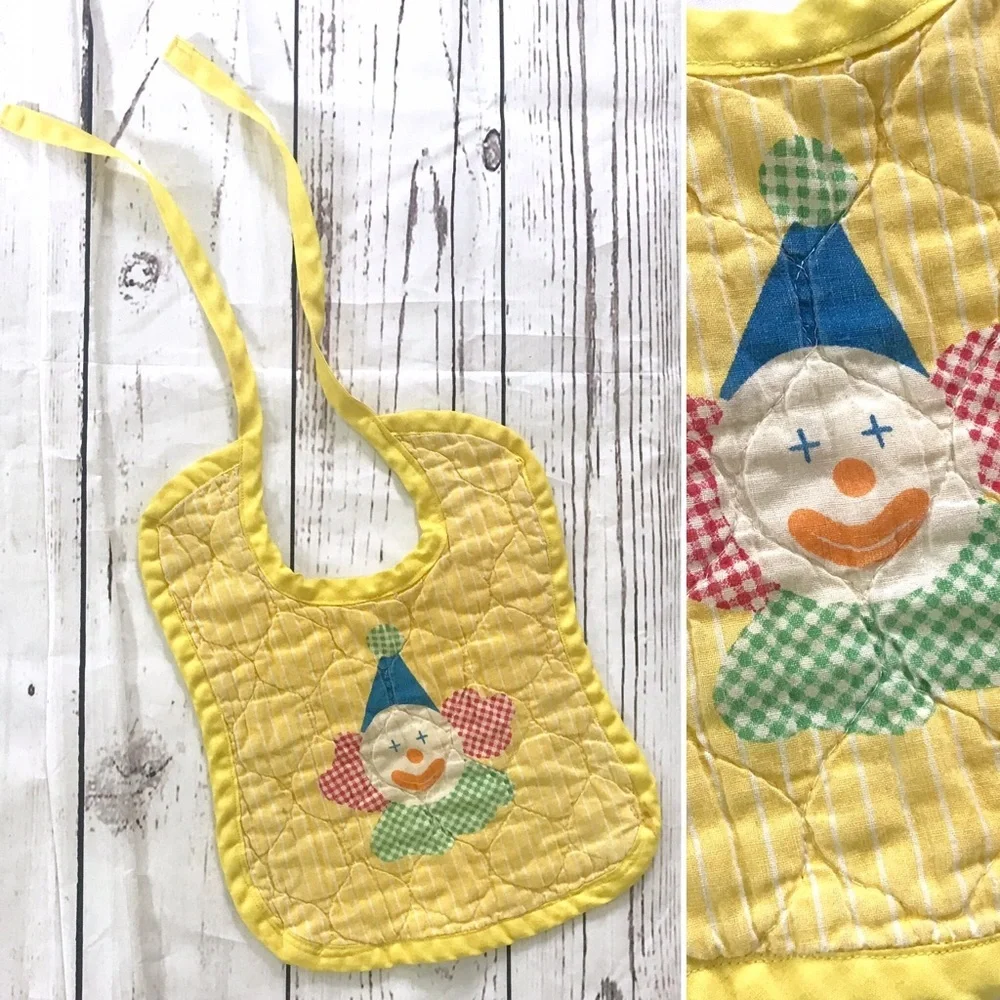 Vintage 1970’s yellow clown quilted cotton bib